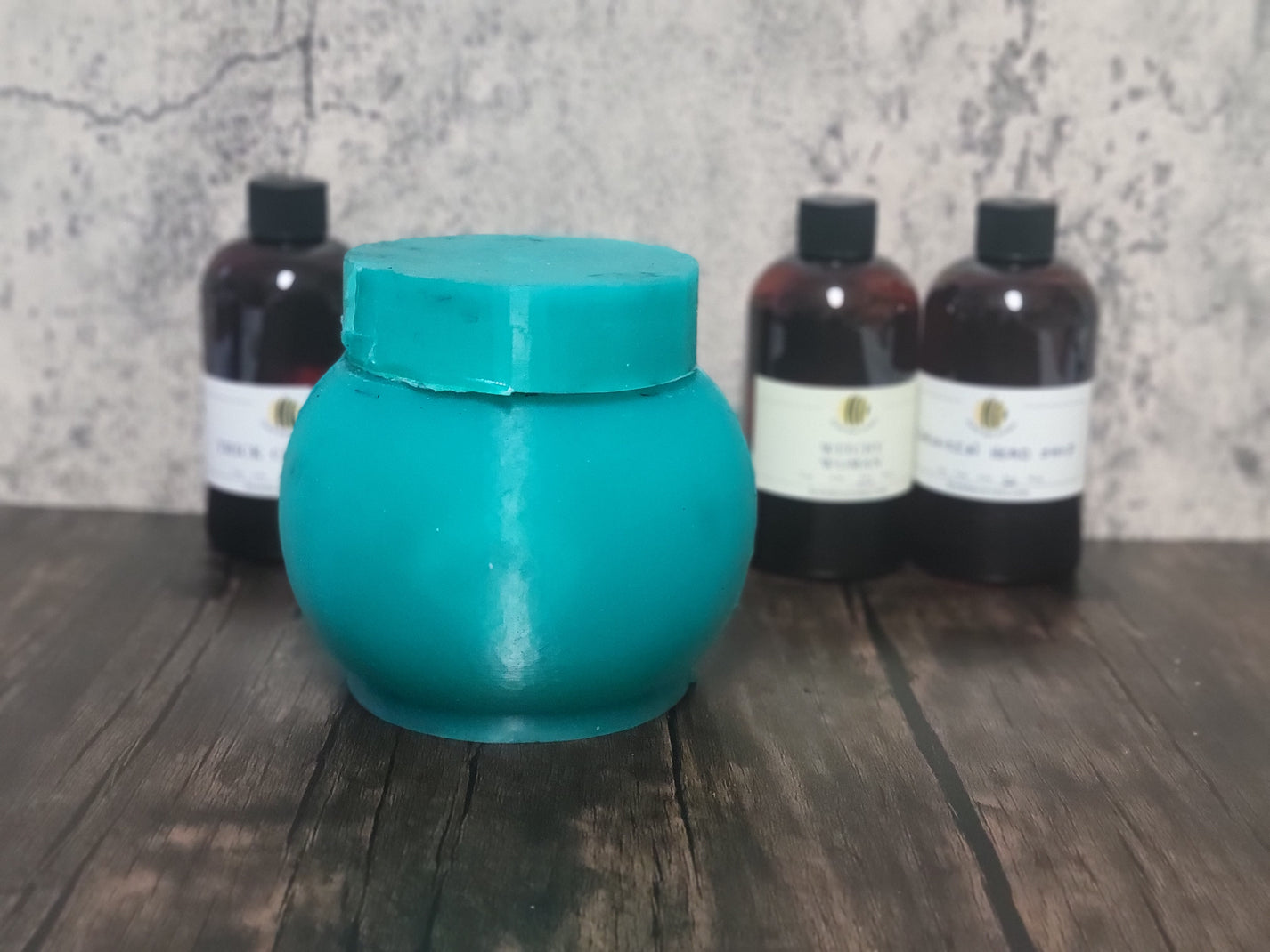 12oz Cauldron with lid – botaniasoaps