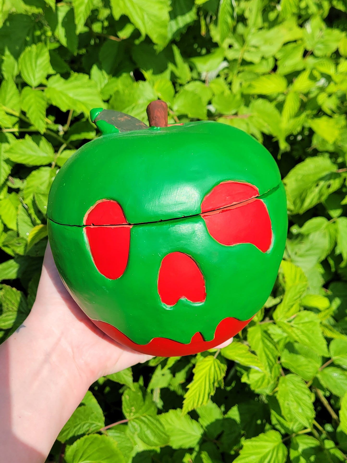 Poison Apple - Red/Green