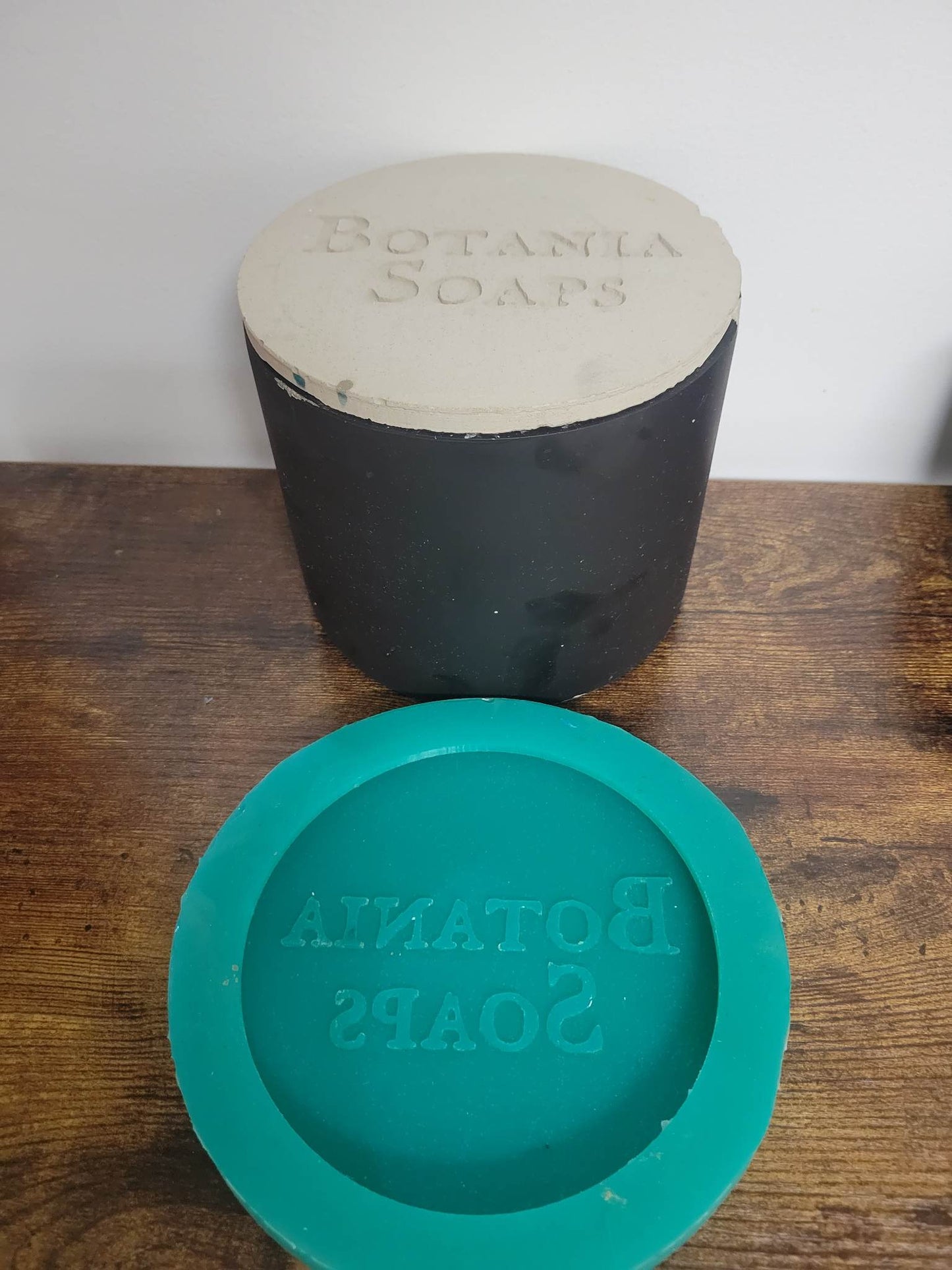 6" round Amazon planter/candle lid